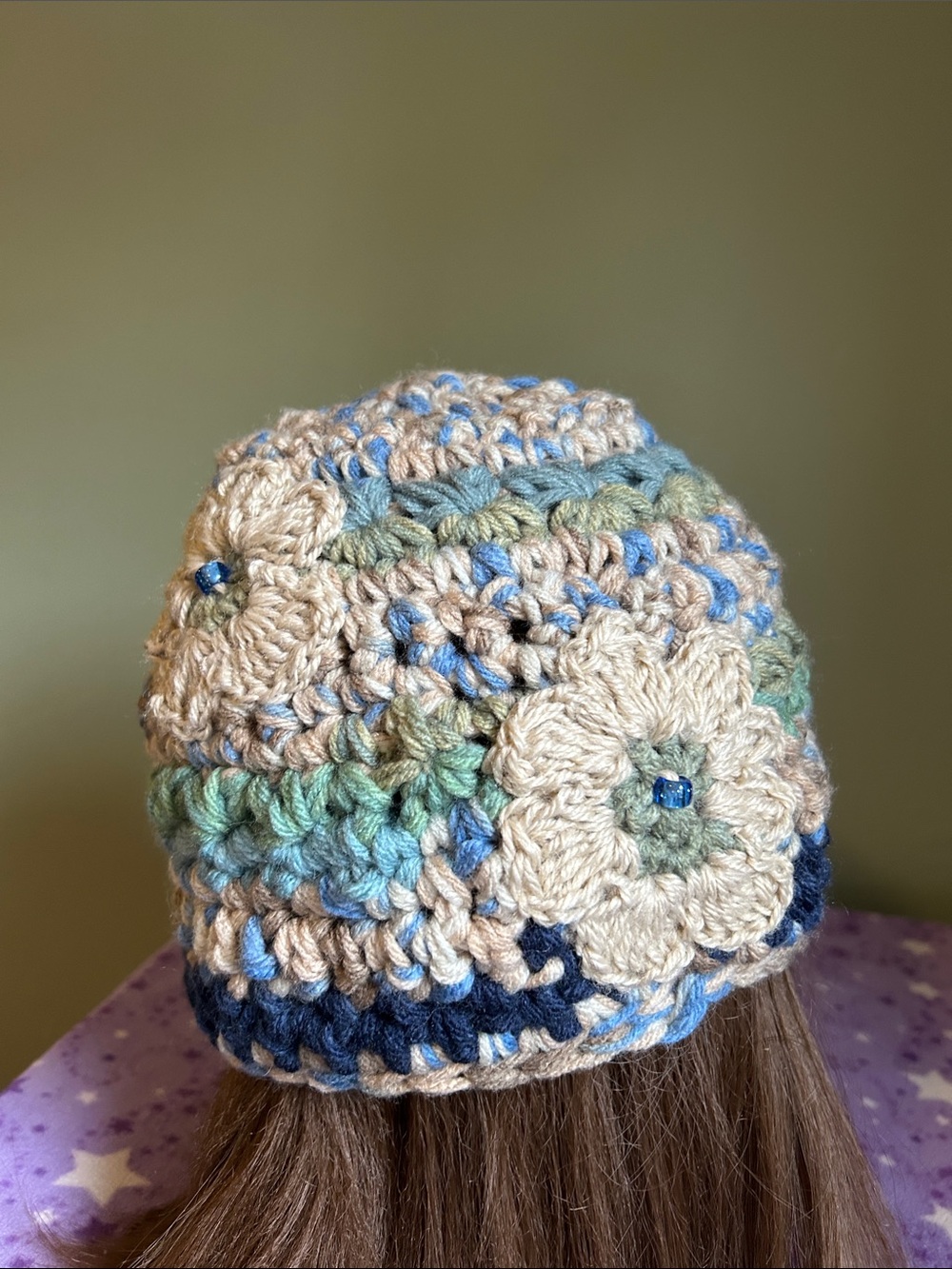Crocheted Floral Beanie Hat medium soft acrylic yarn new
